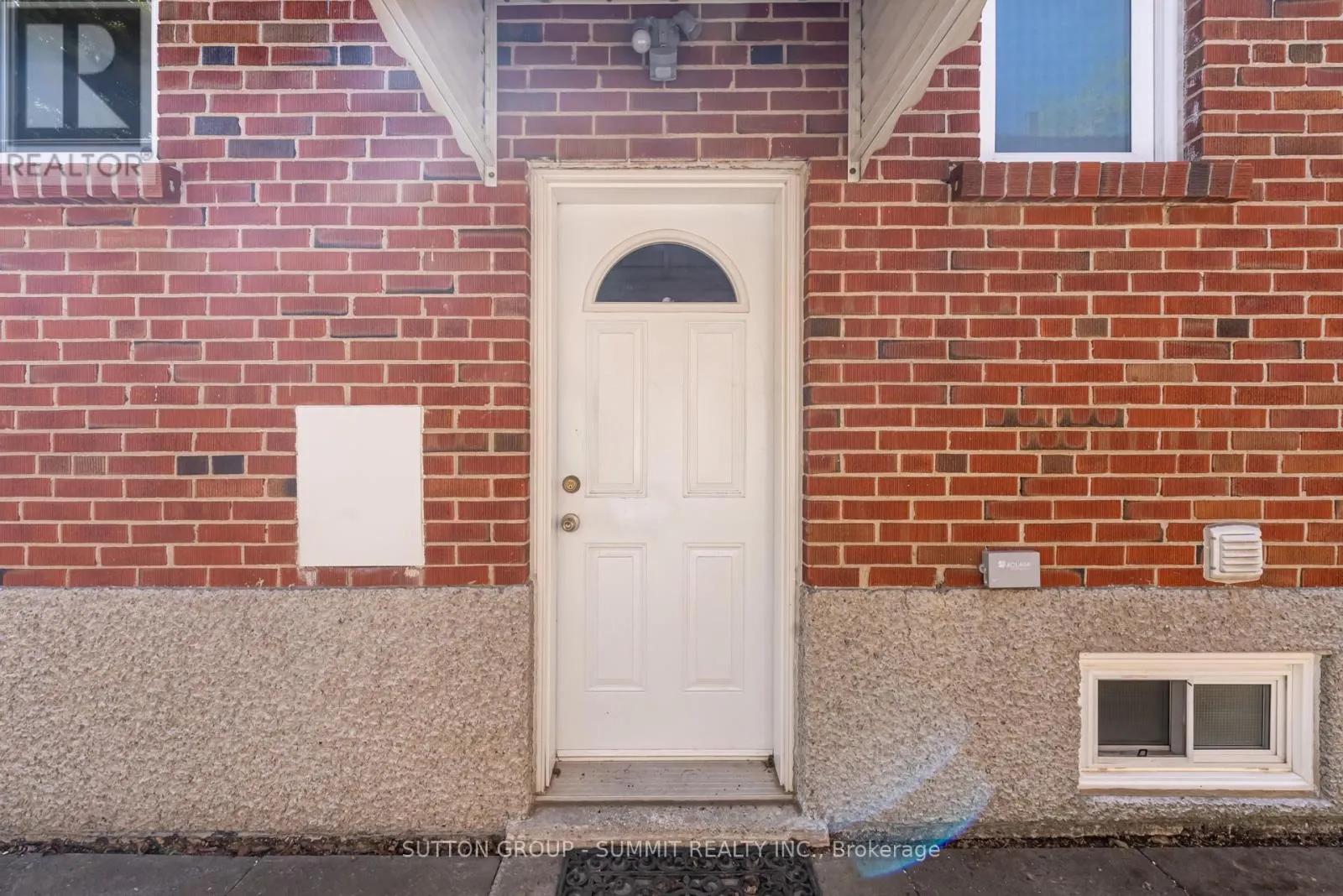 47 RAYSIDE DRIVE S