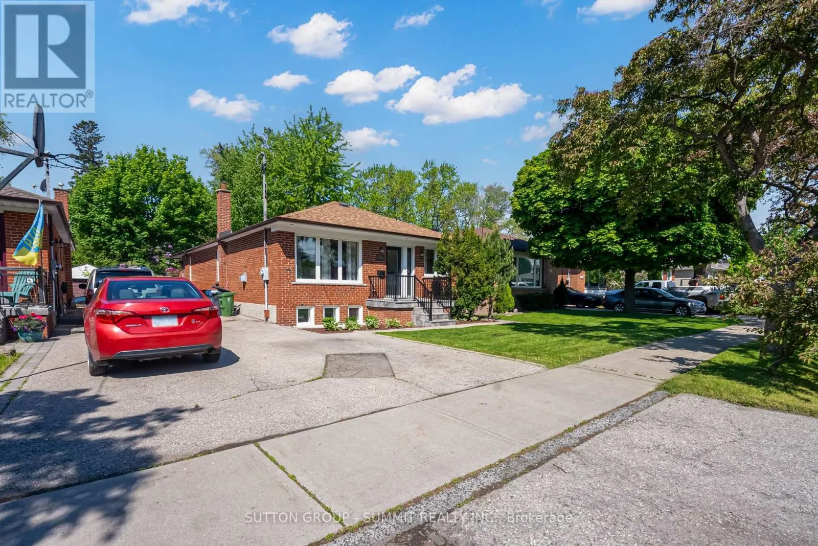47 RAYSIDE DRIVE S