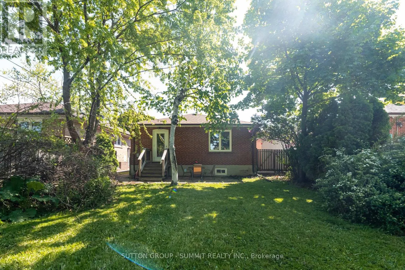 47 RAYSIDE DRIVE S