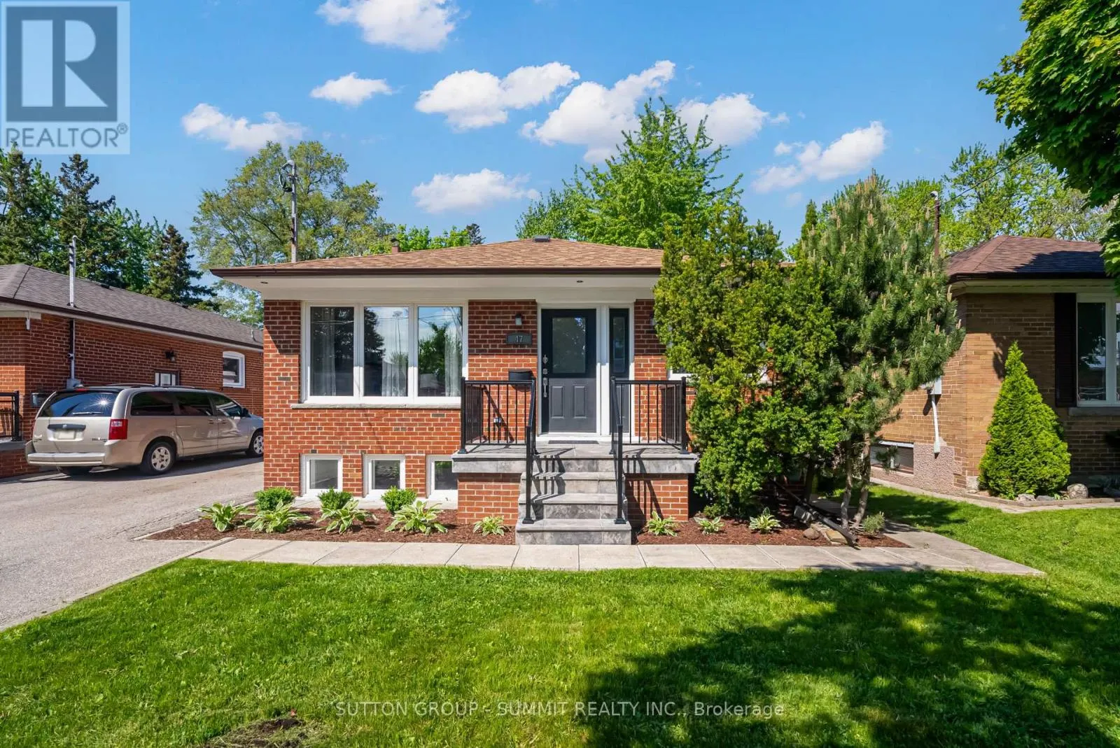 47 RAYSIDE DRIVE S