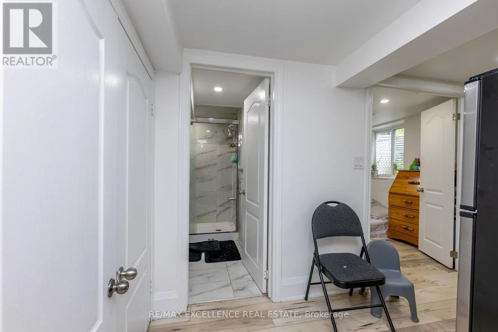 20 HEDGESON COURT
