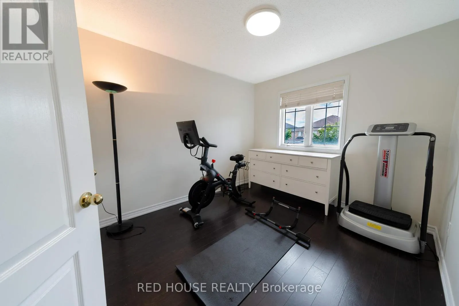 78 PASSFIELD TRAIL