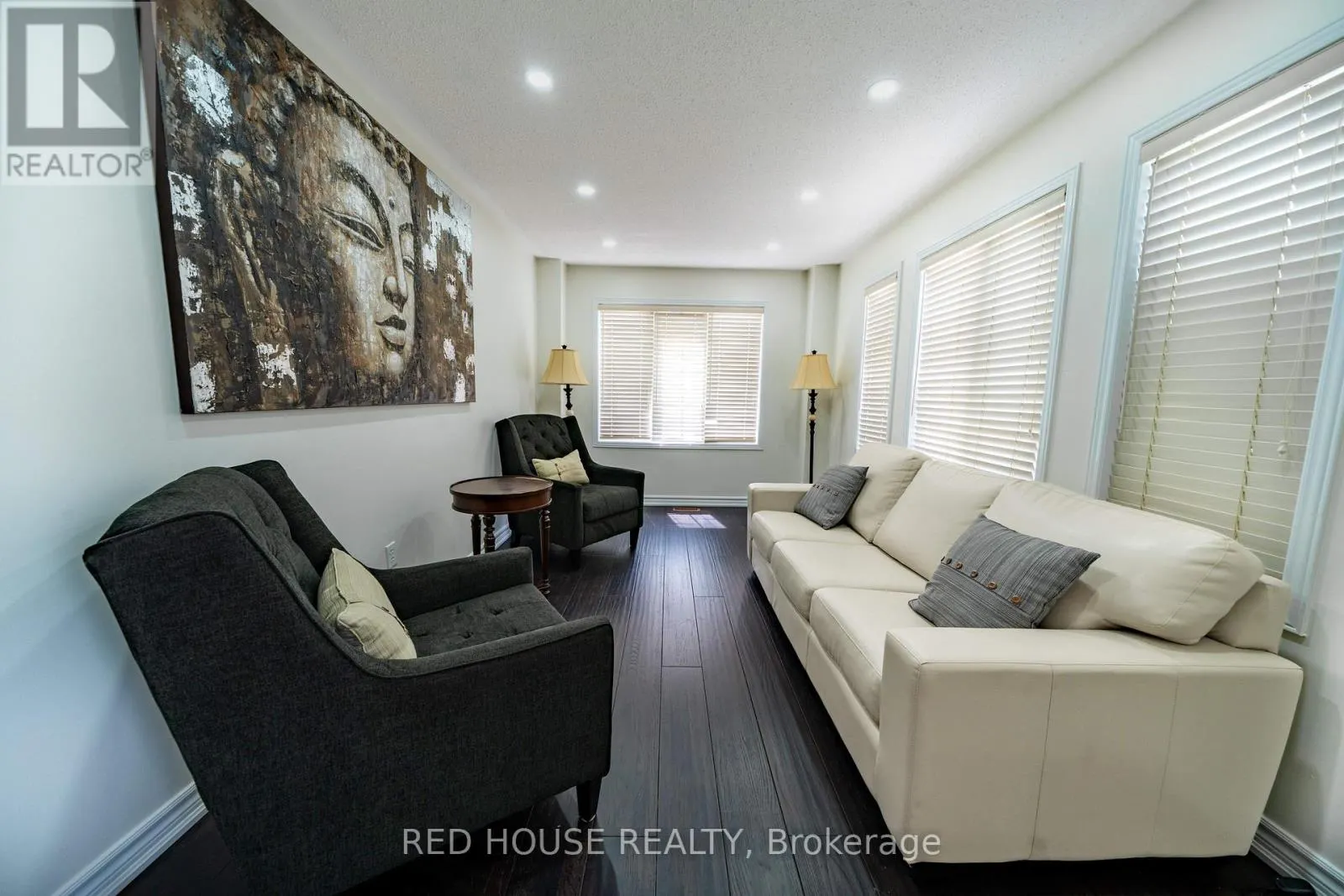 78 PASSFIELD TRAIL