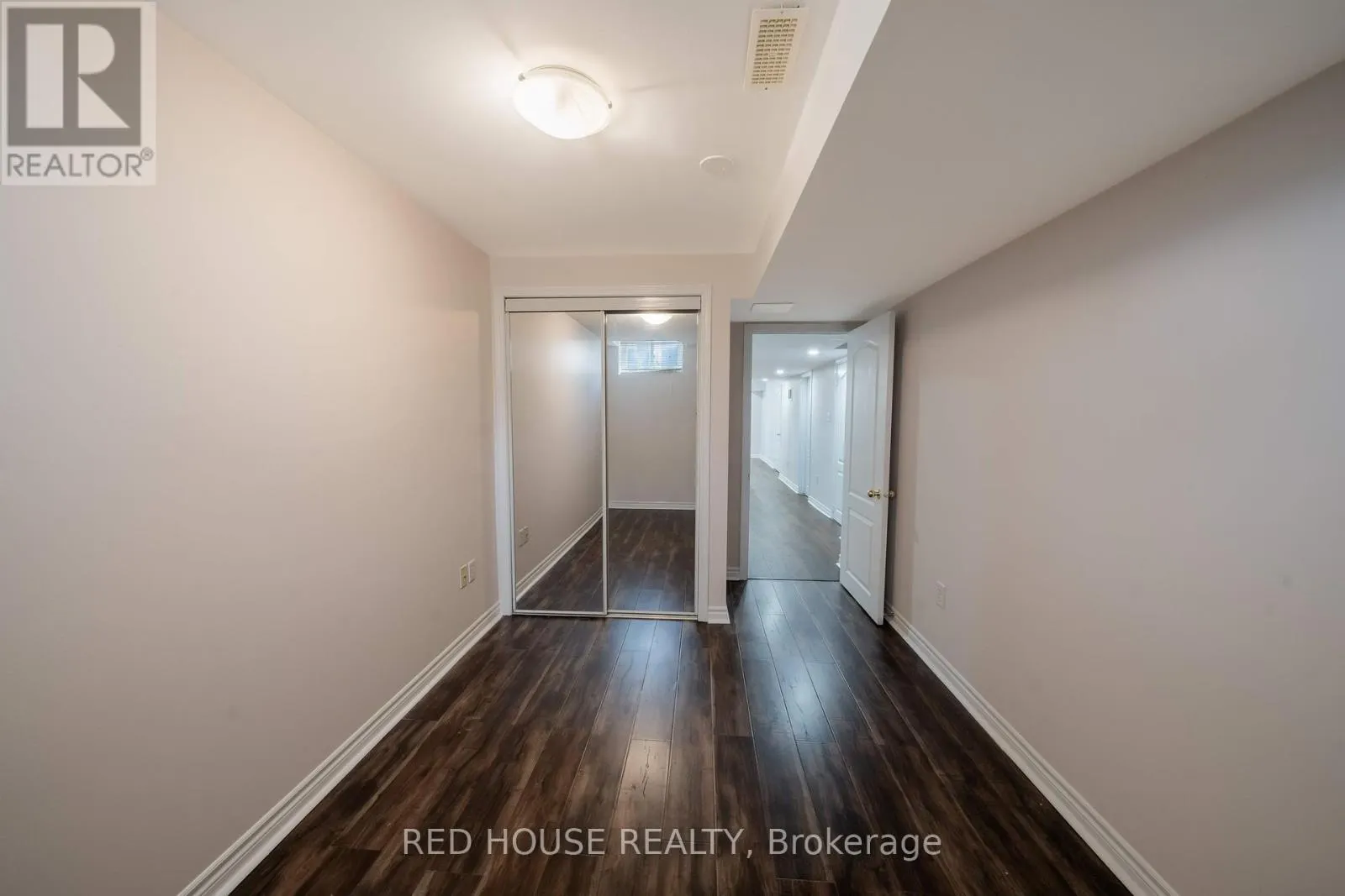 78 PASSFIELD TRAIL