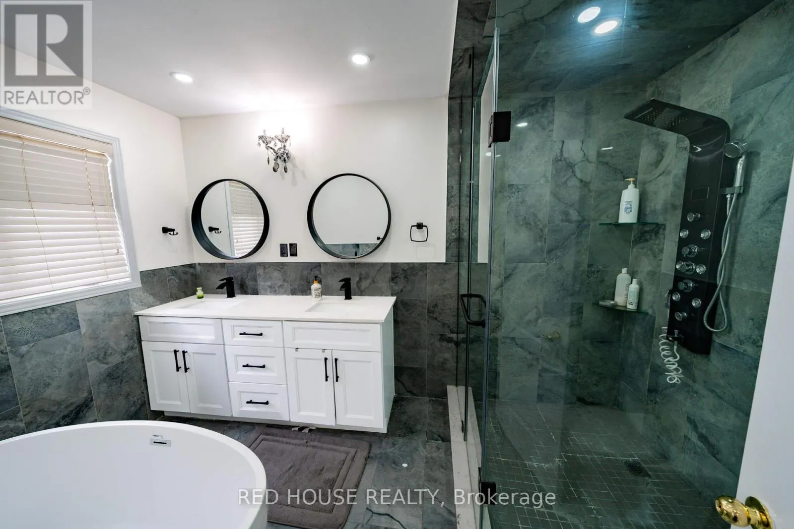 78 PASSFIELD TRAIL