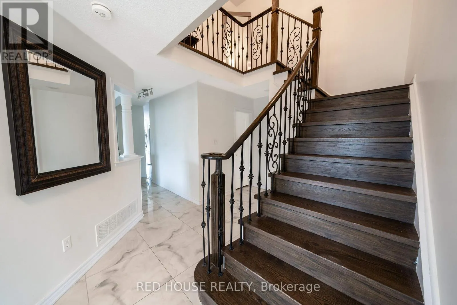 78 PASSFIELD TRAIL