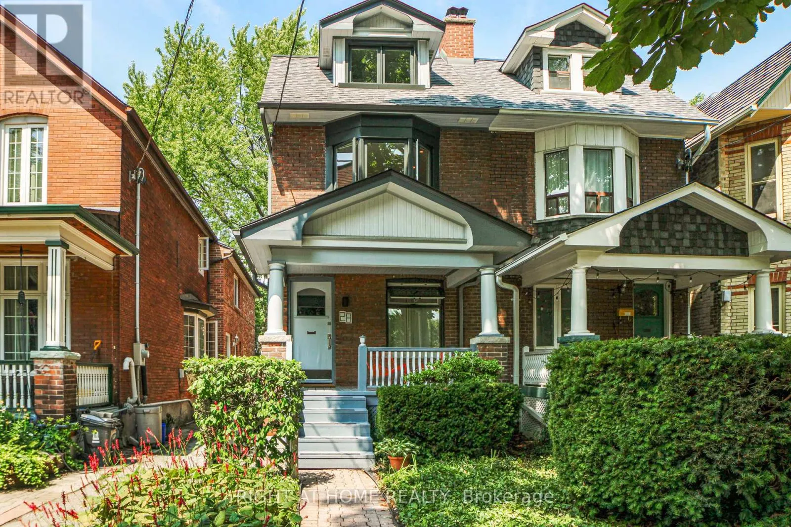 UPPER - 28 PEARSON AVENUE