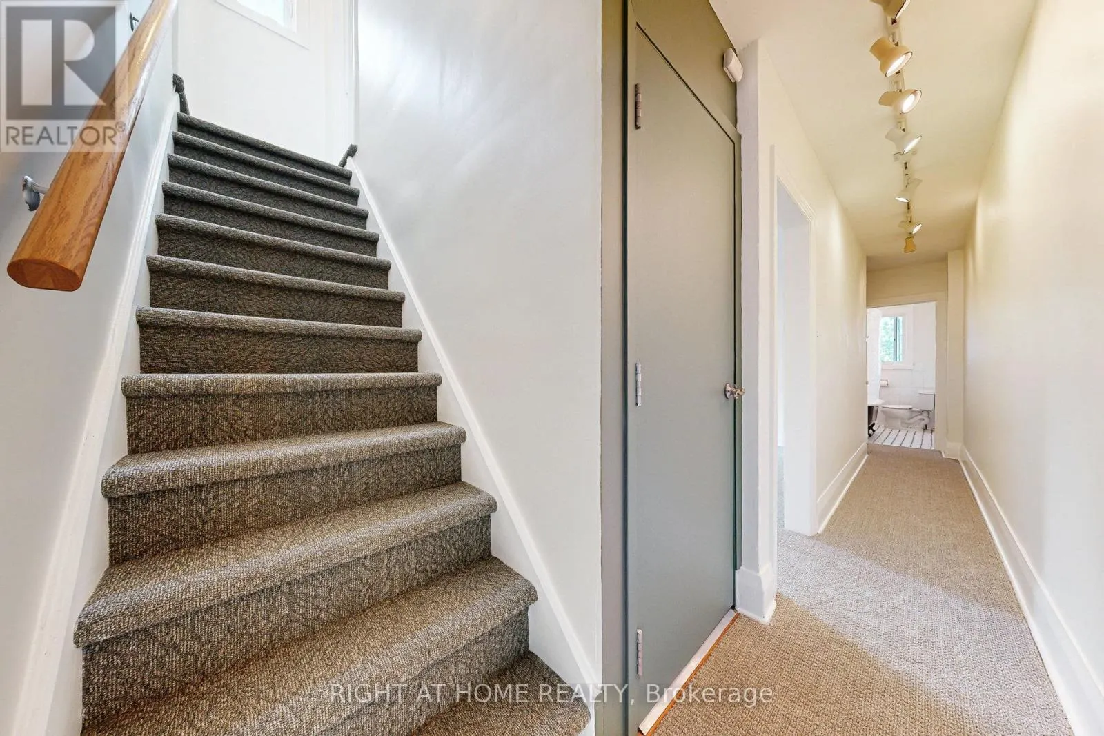 UPPER - 28 PEARSON AVENUE