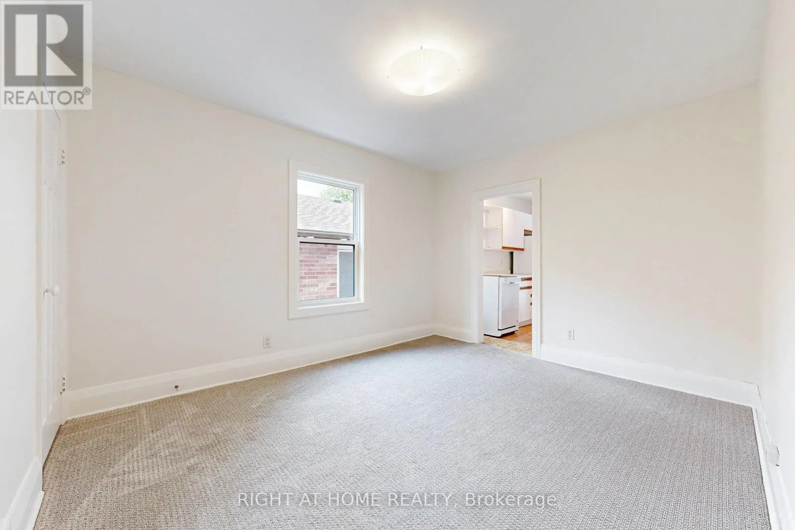 UPPER - 28 PEARSON AVENUE