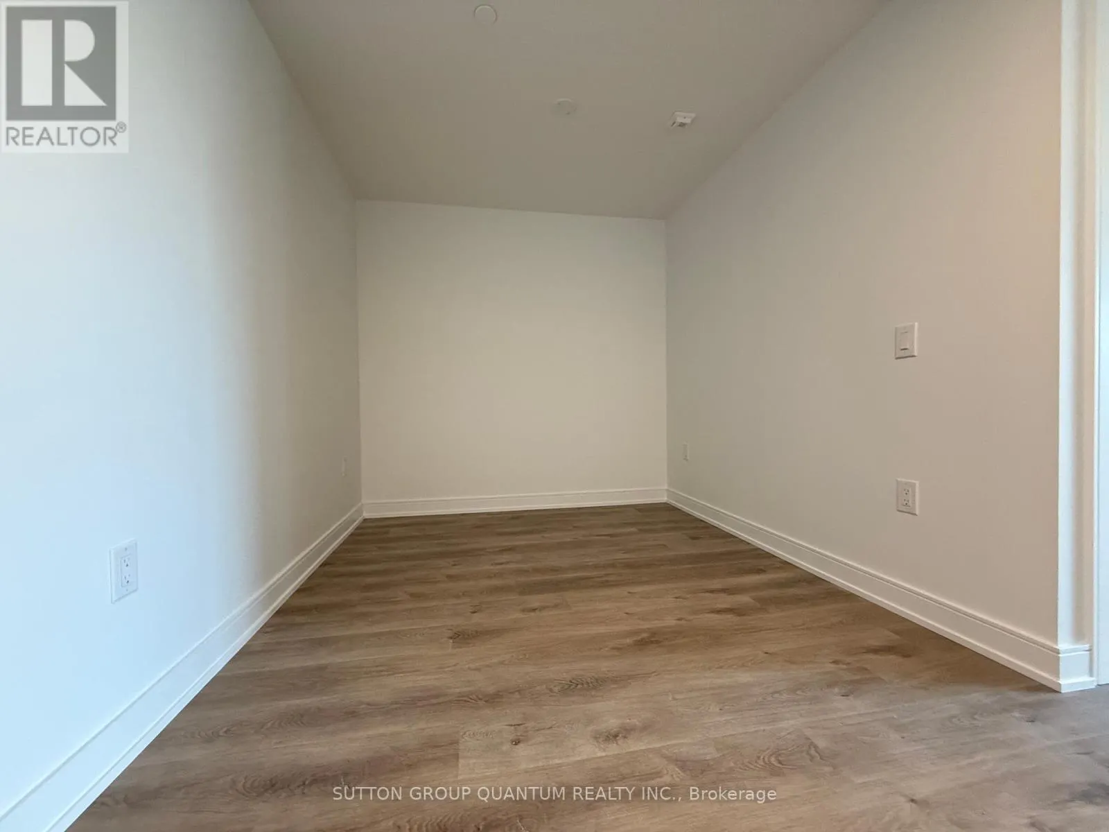 519 - 3009 NOVAR ROAD