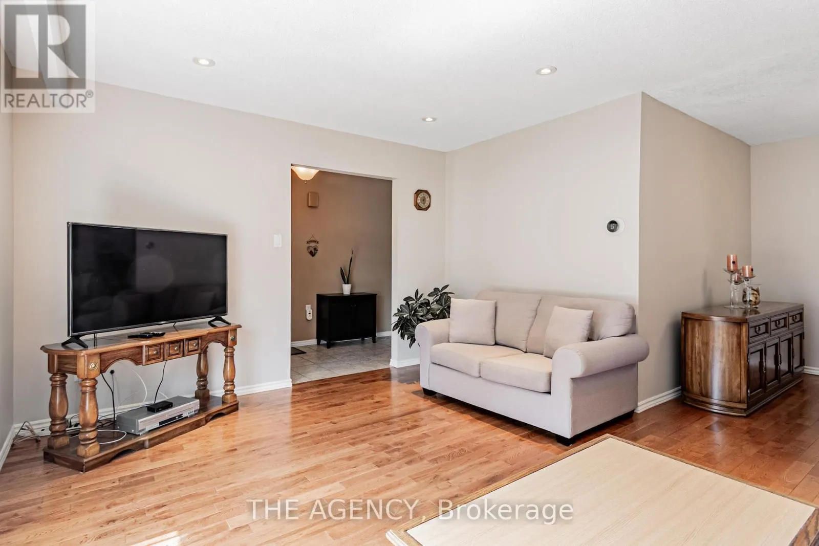 84 BLACKTHORN LANE