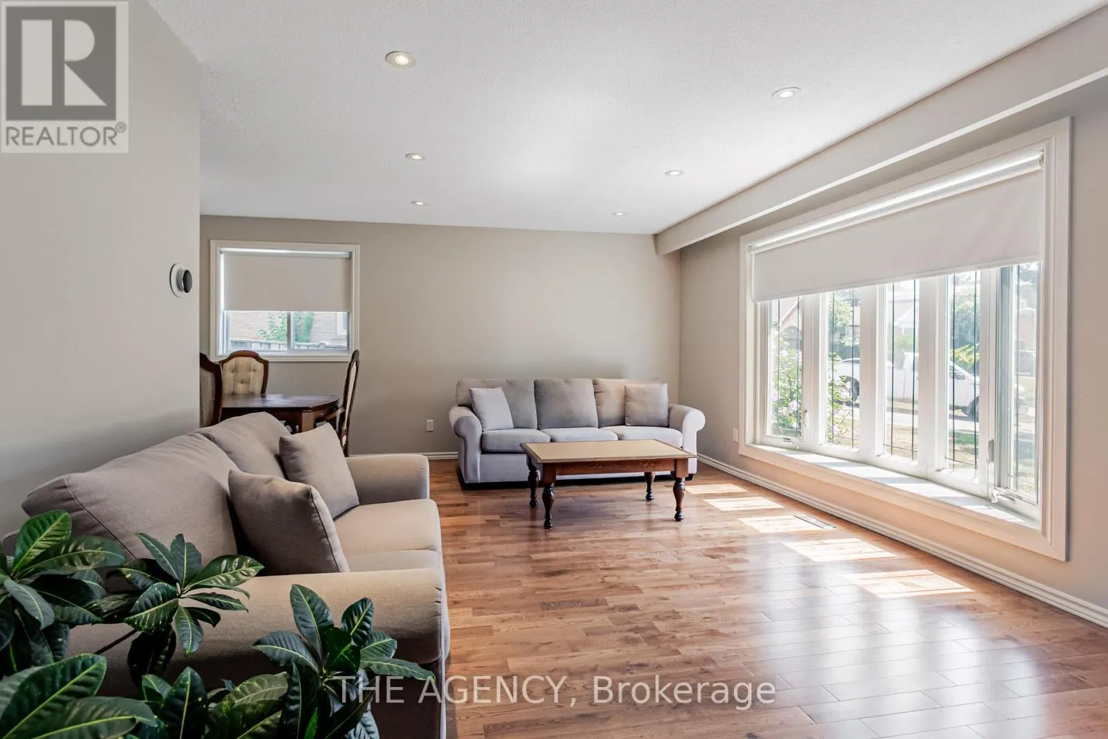84 BLACKTHORN LANE