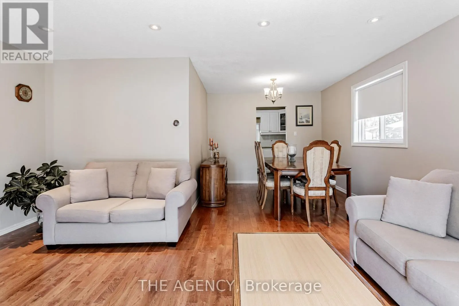 84 BLACKTHORN LANE
