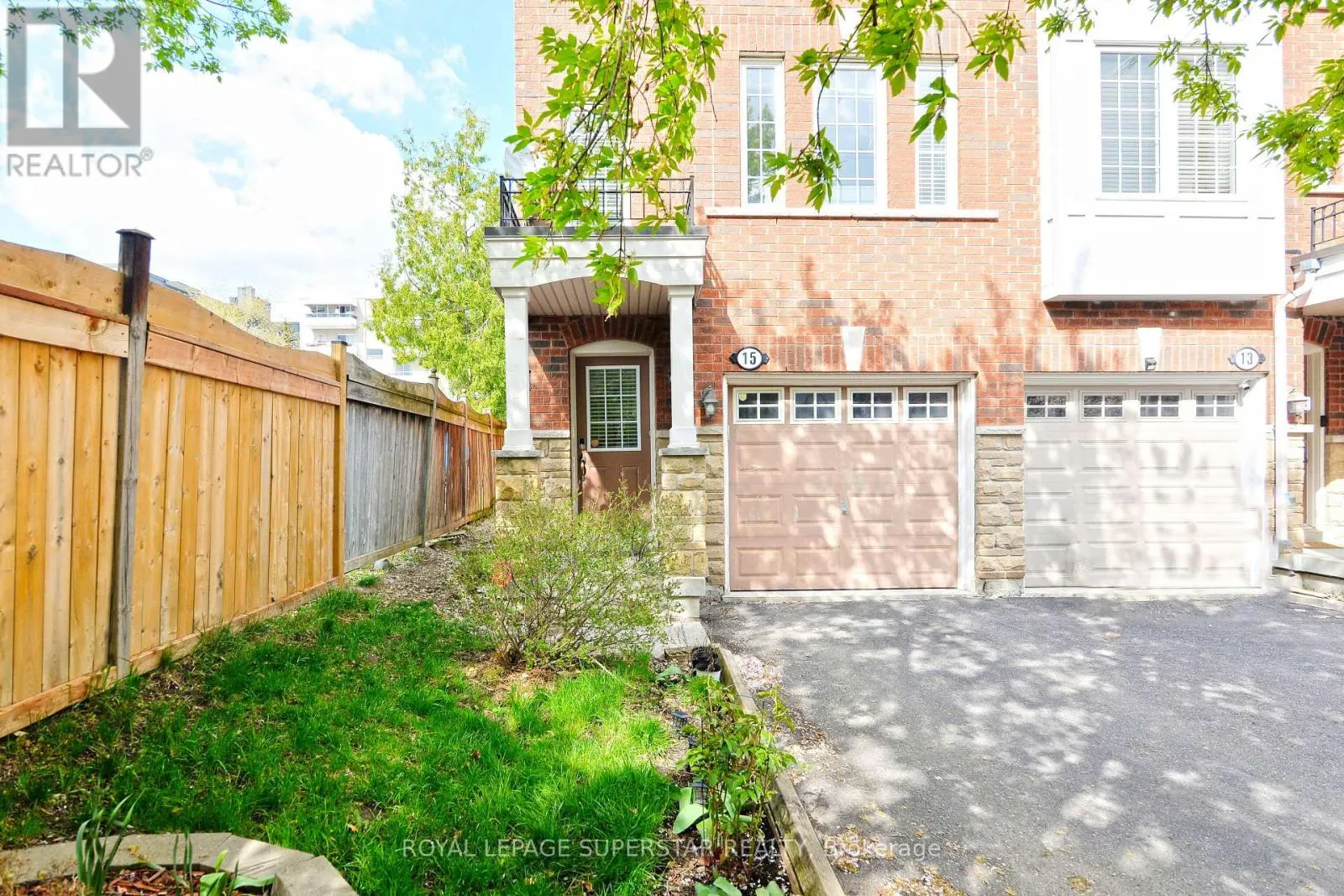 15 GEMSTONE LANE