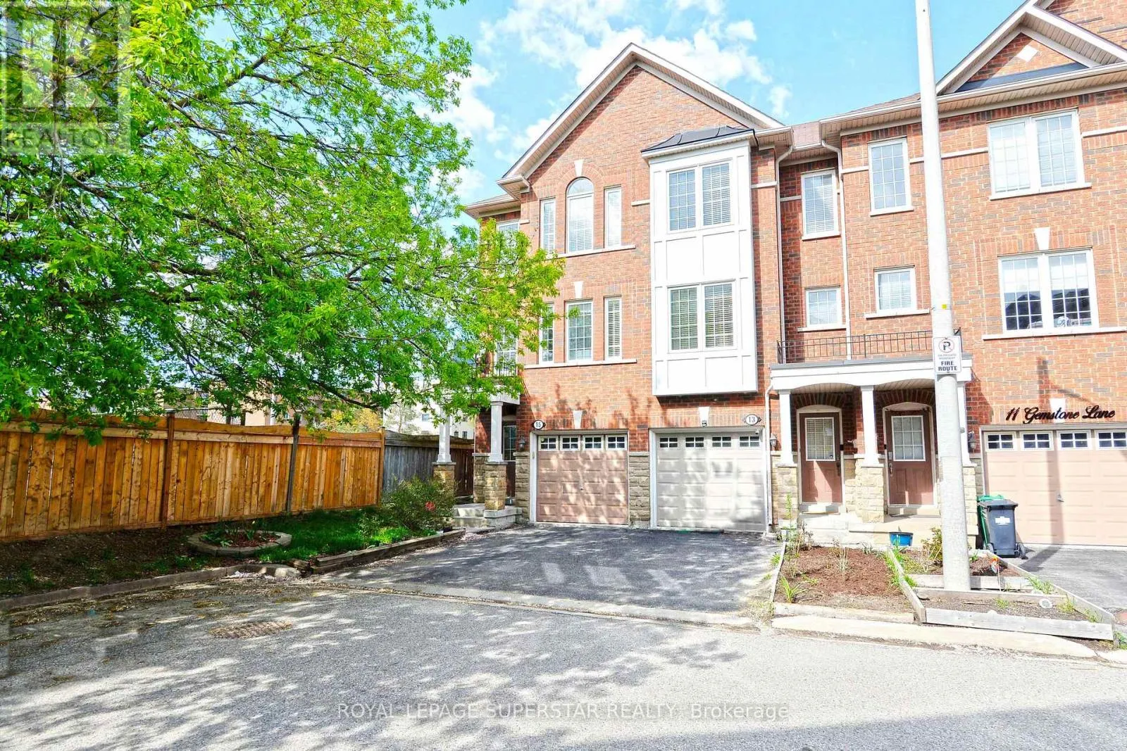 15 GEMSTONE LANE