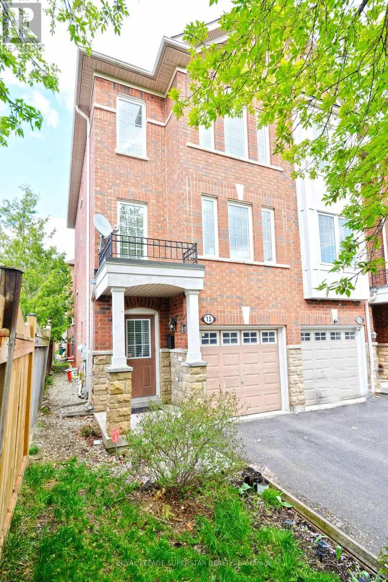 15 GEMSTONE LANE