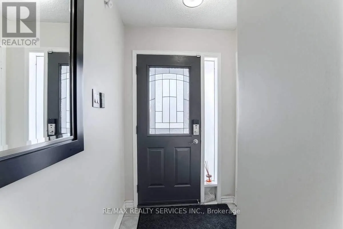 6888 DILLINGWOOD DRIVE