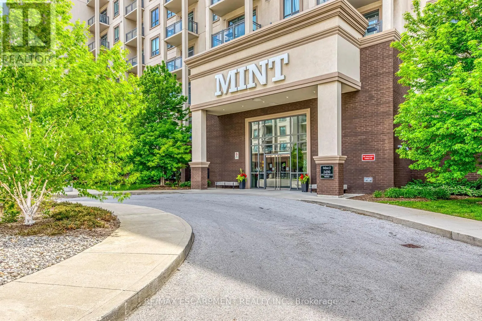 613 - 2490 OLD BRONTE ROAD