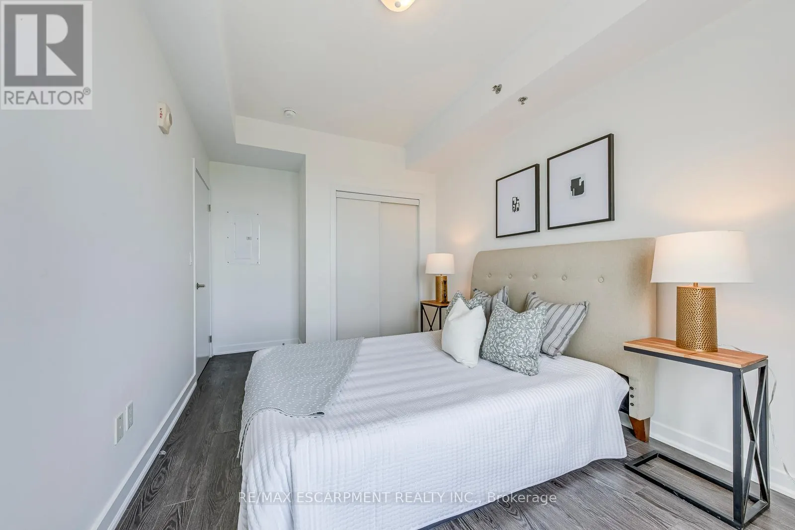 613 - 2490 OLD BRONTE ROAD