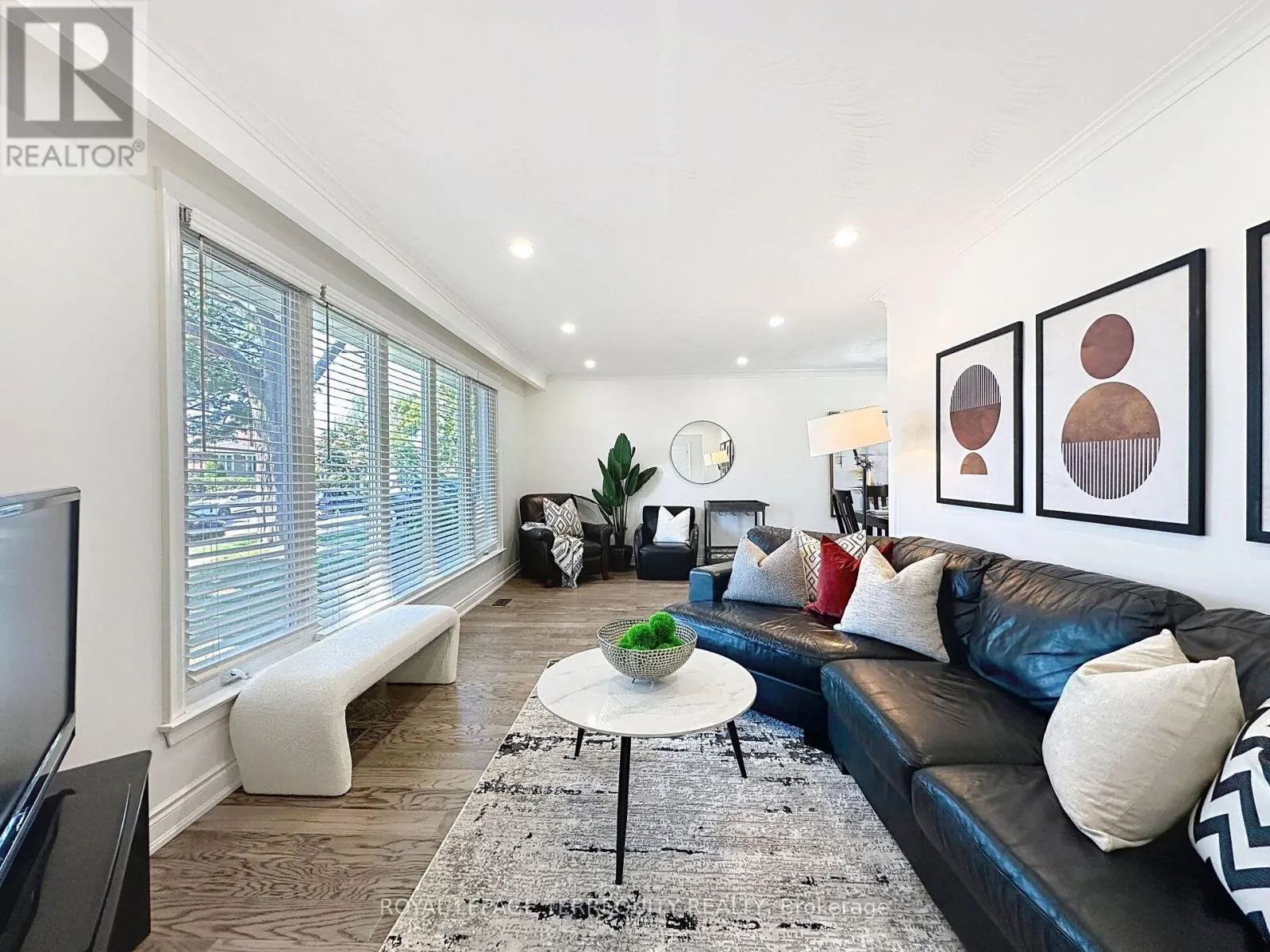 16 PAGEBROOK DRIVE