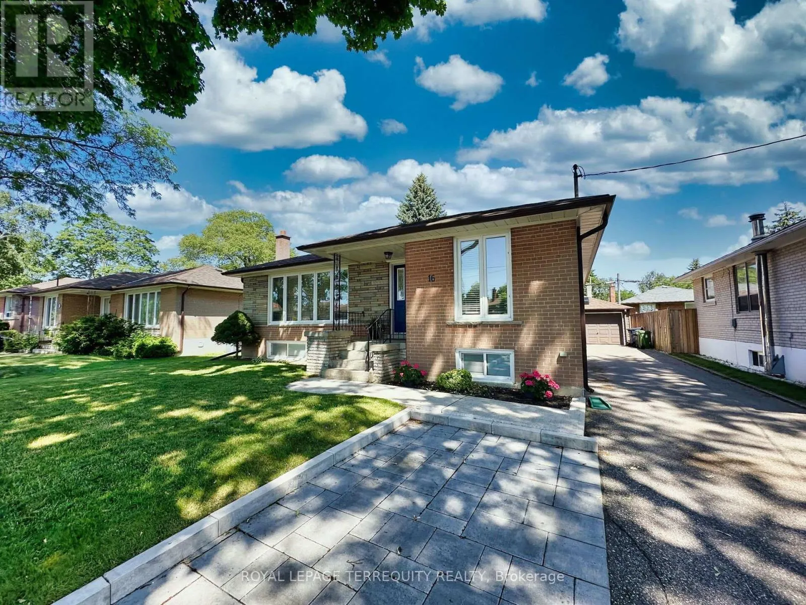 16 PAGEBROOK DRIVE