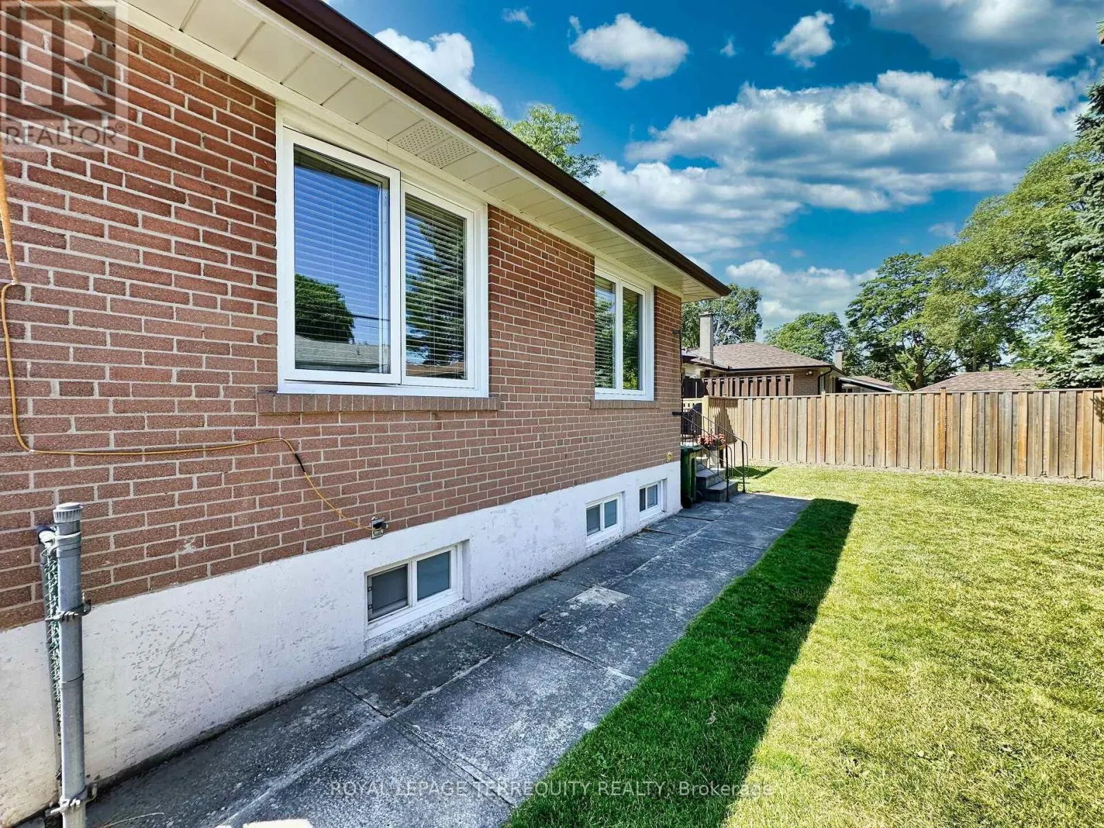 16 PAGEBROOK DRIVE