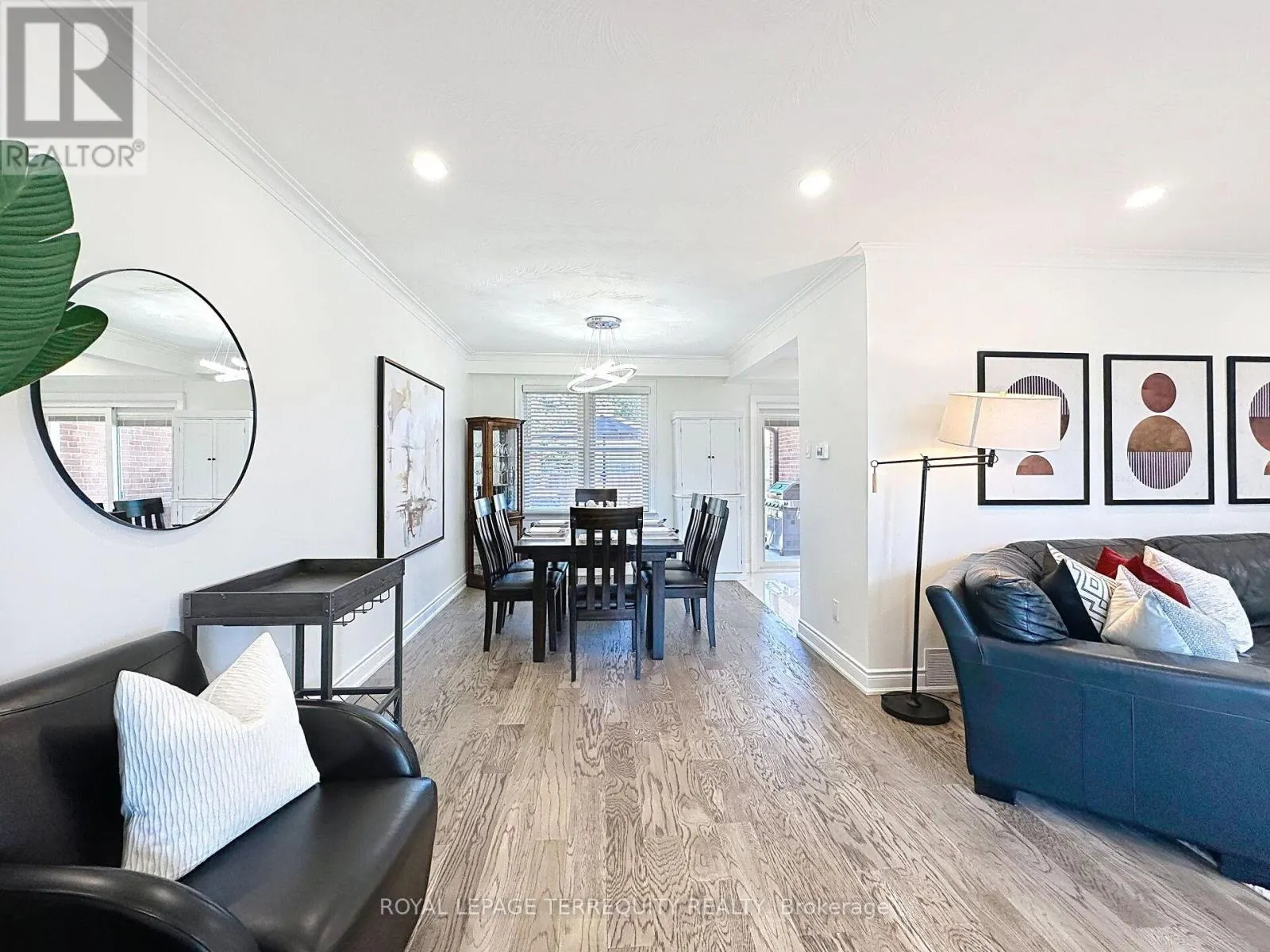 16 PAGEBROOK DRIVE