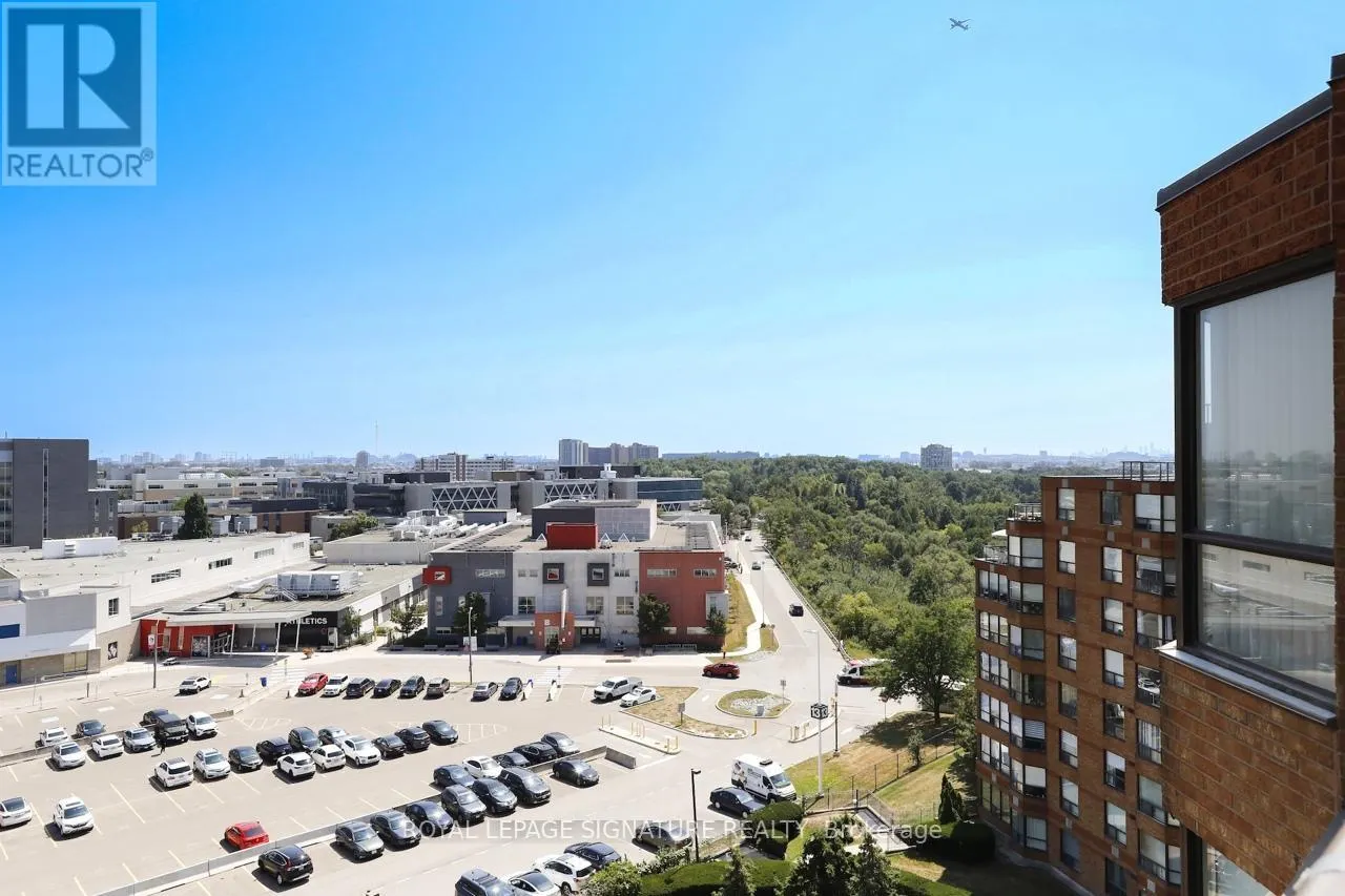904 - 6 HUMBERLINE DRIVE