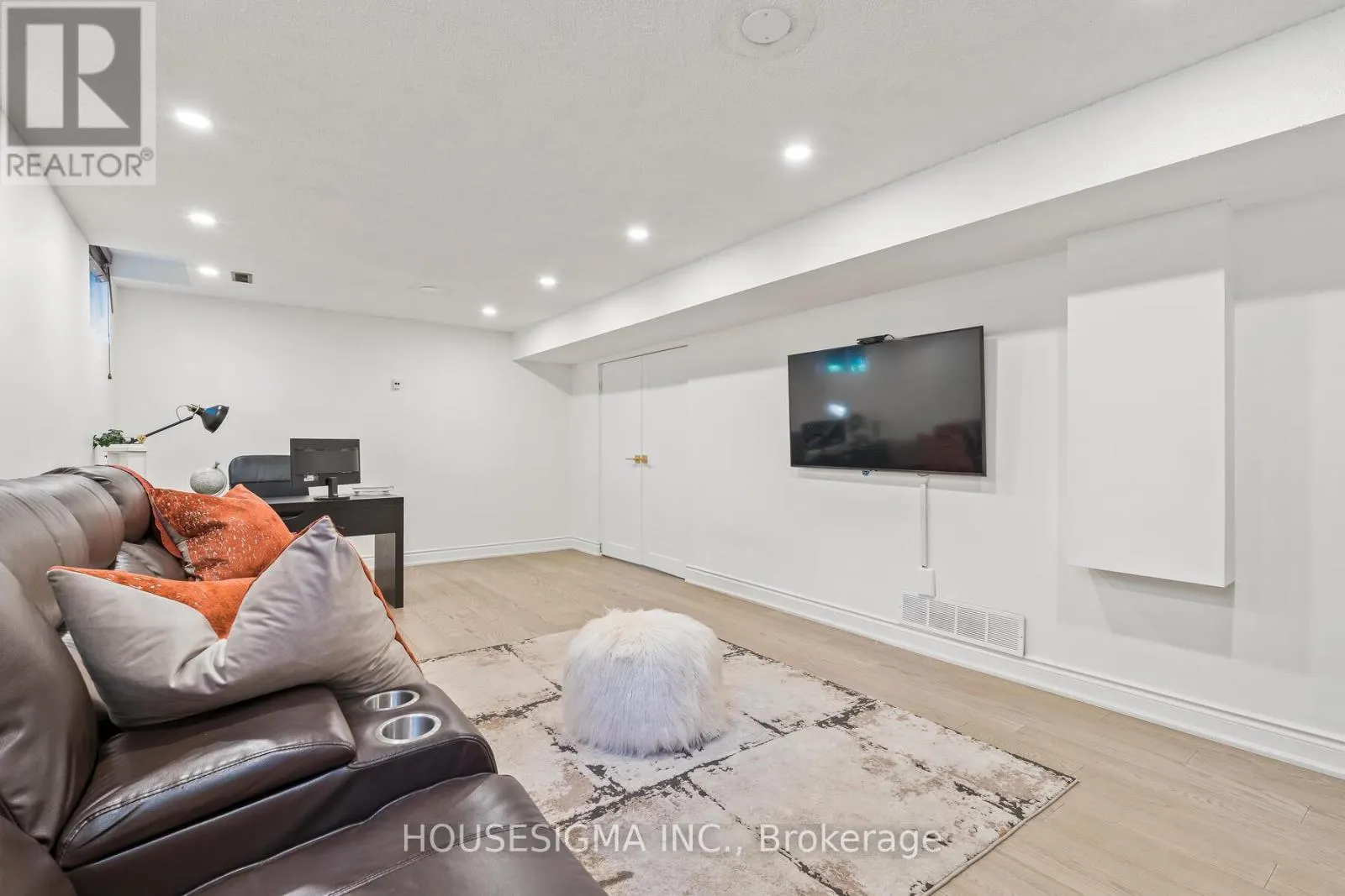 4212 POWDERHORN CRESCENT