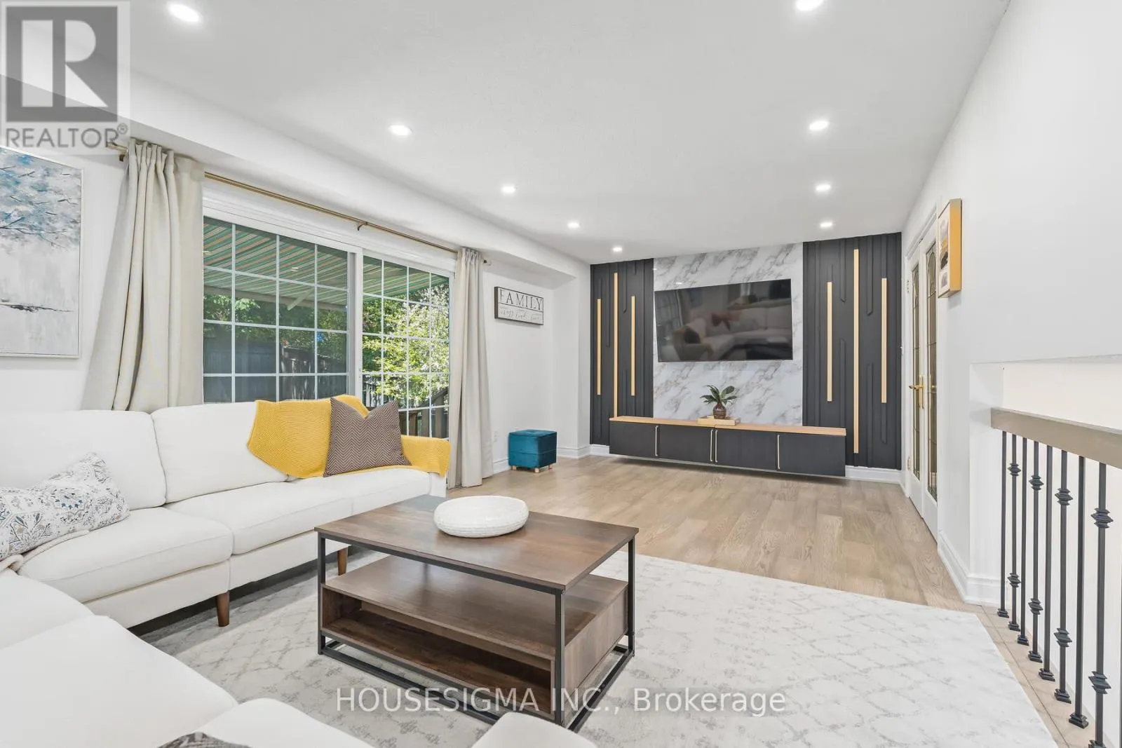 4212 POWDERHORN CRESCENT