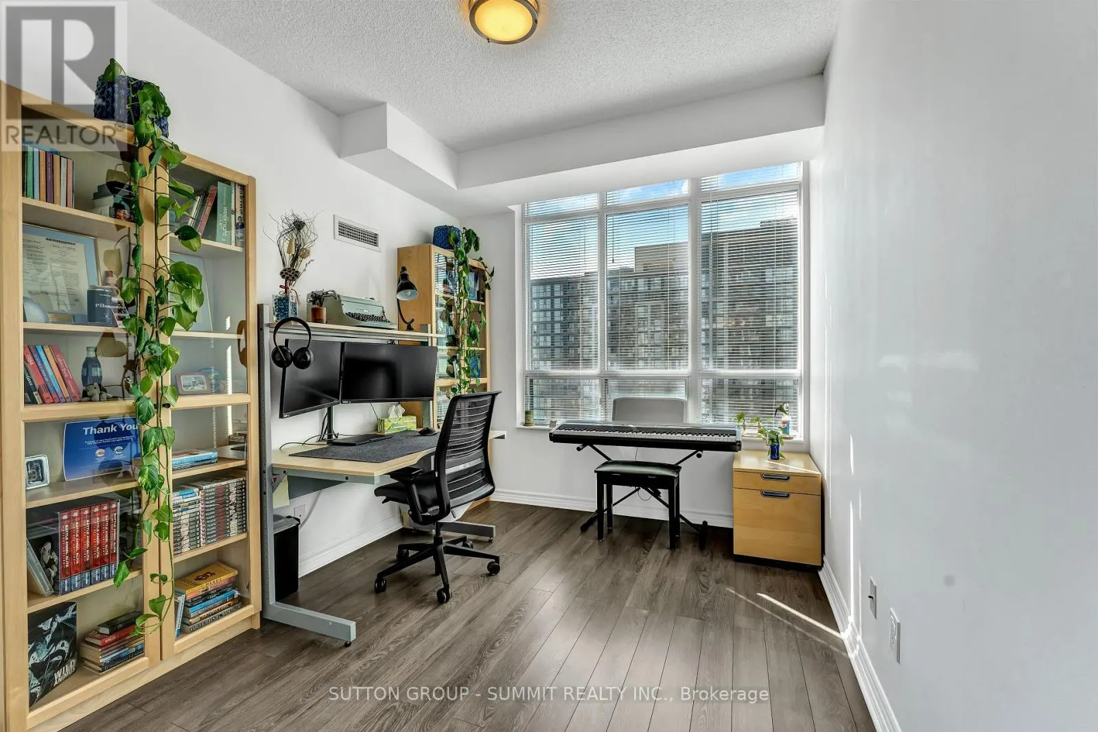 2103 - 335 RATHBURN ROAD W