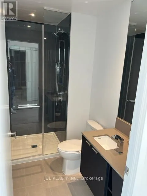 1710 - 3883 QUARTZ ROAD