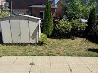 44 LOCKBURN CRESCENT