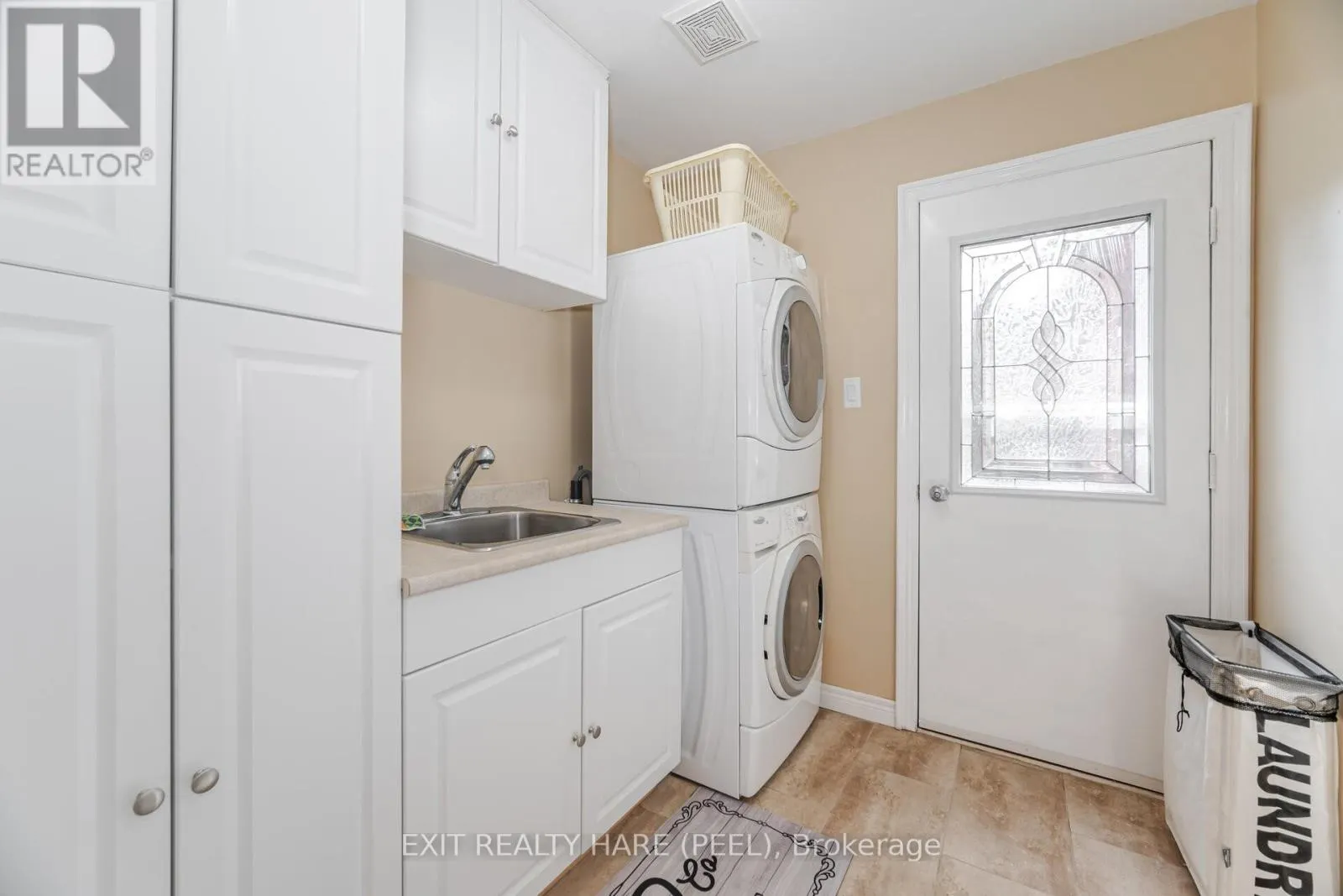 60 ESKER DRIVE