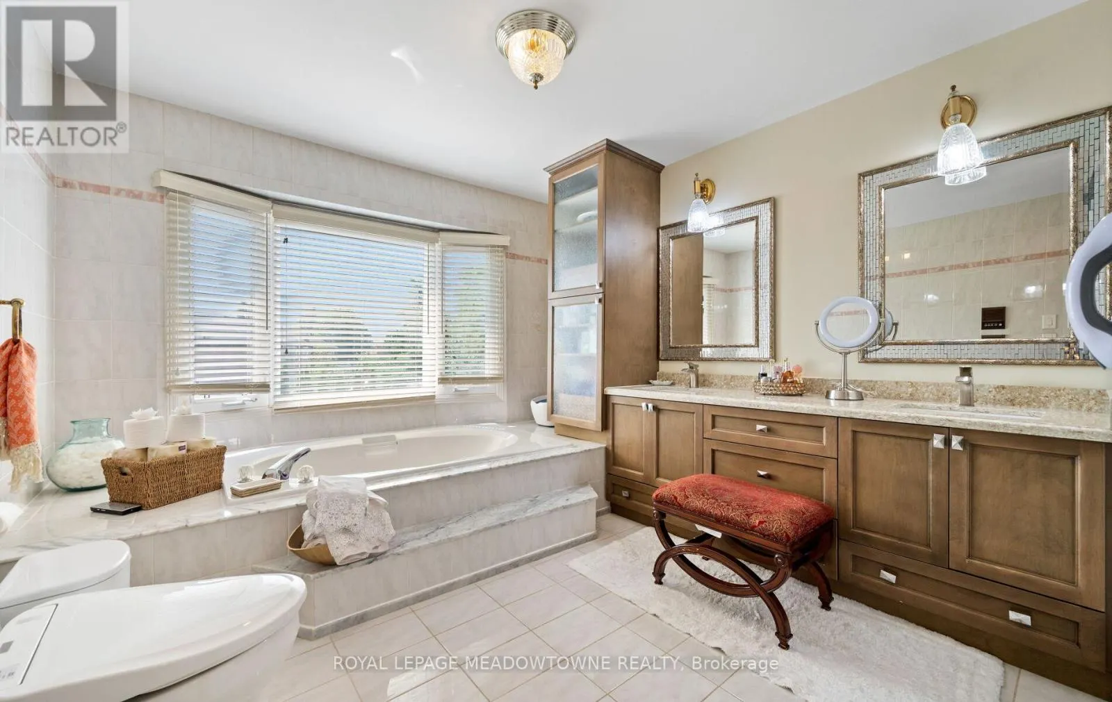 36 SHADYWOOD ROAD