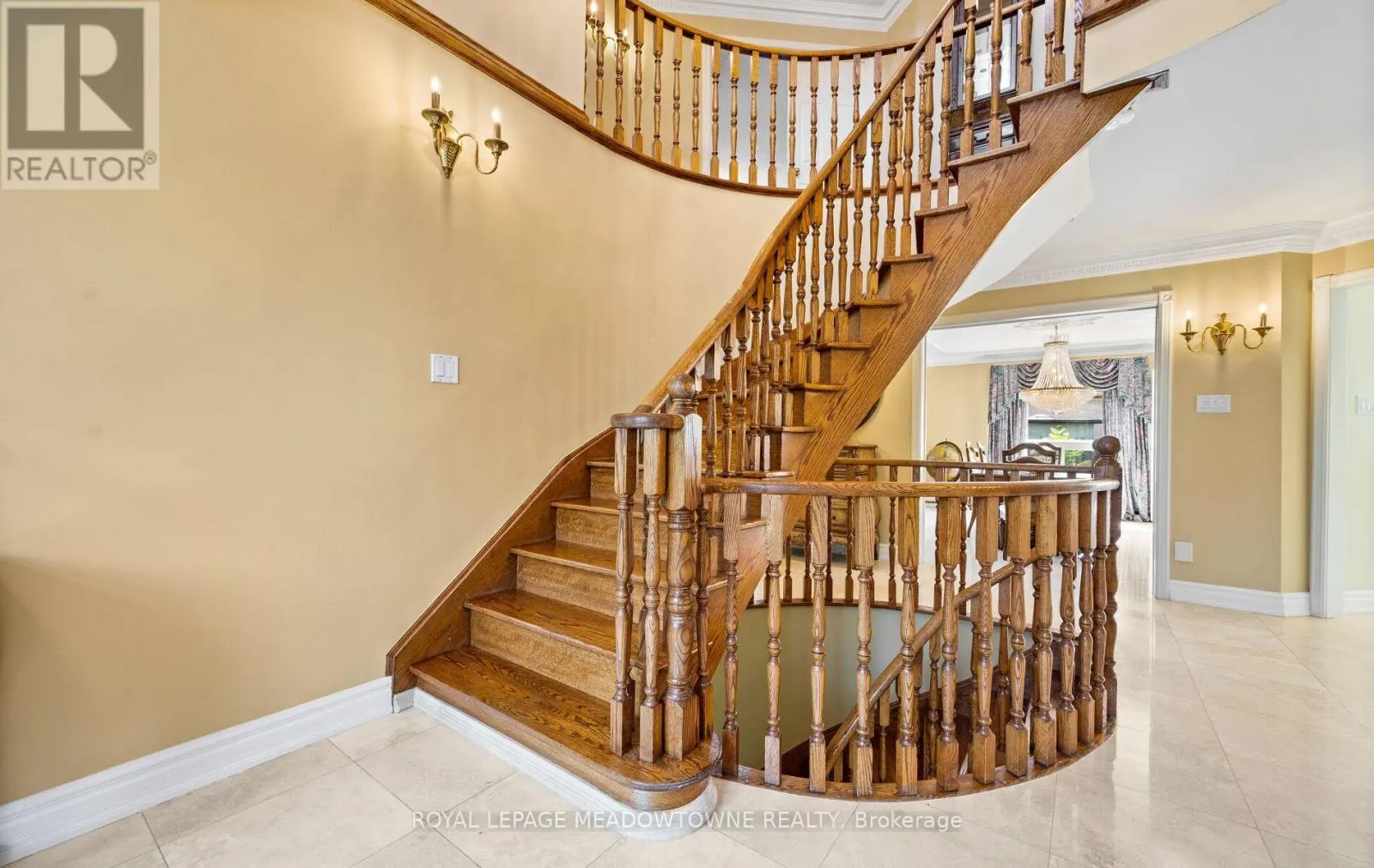 36 SHADYWOOD ROAD