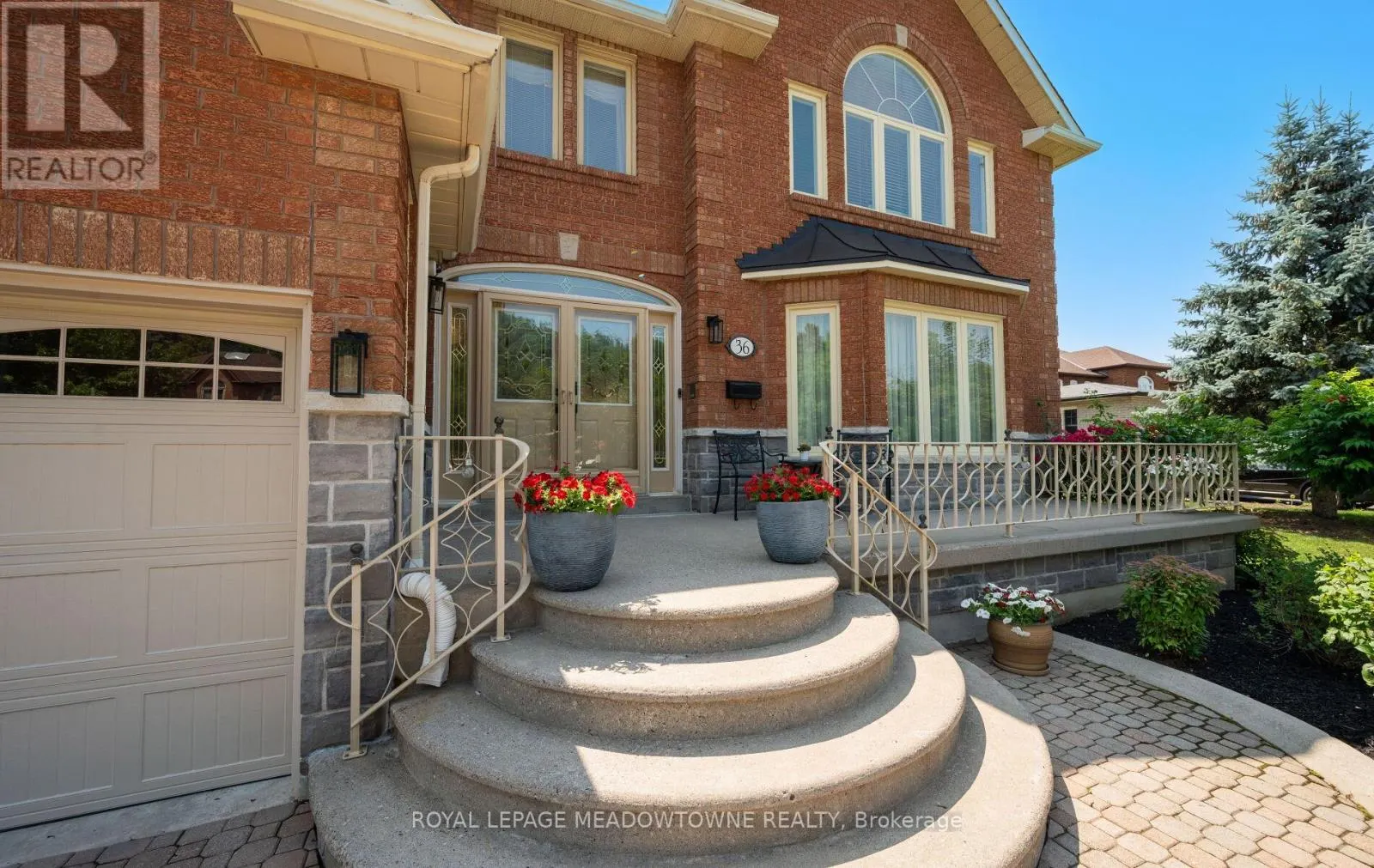 36 SHADYWOOD ROAD