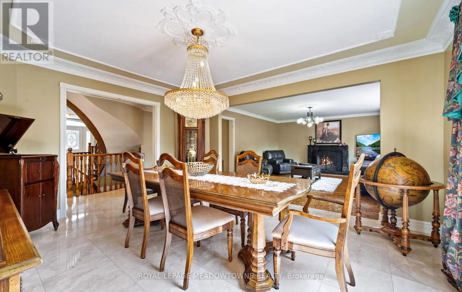 36 SHADYWOOD ROAD
