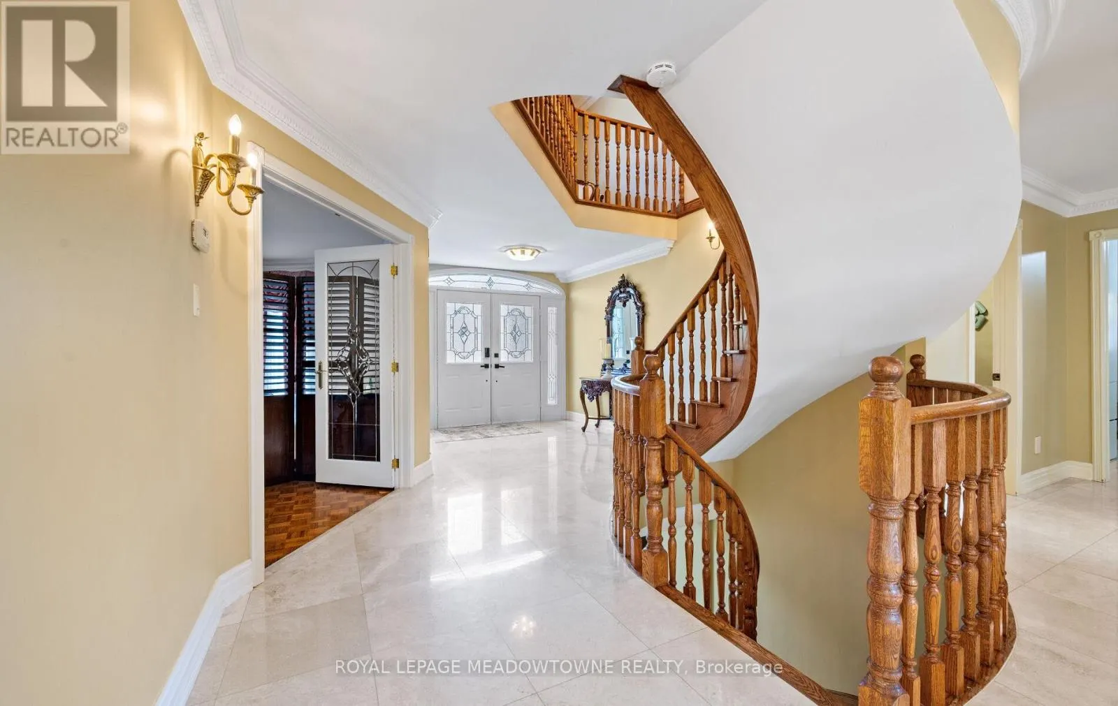 36 SHADYWOOD ROAD