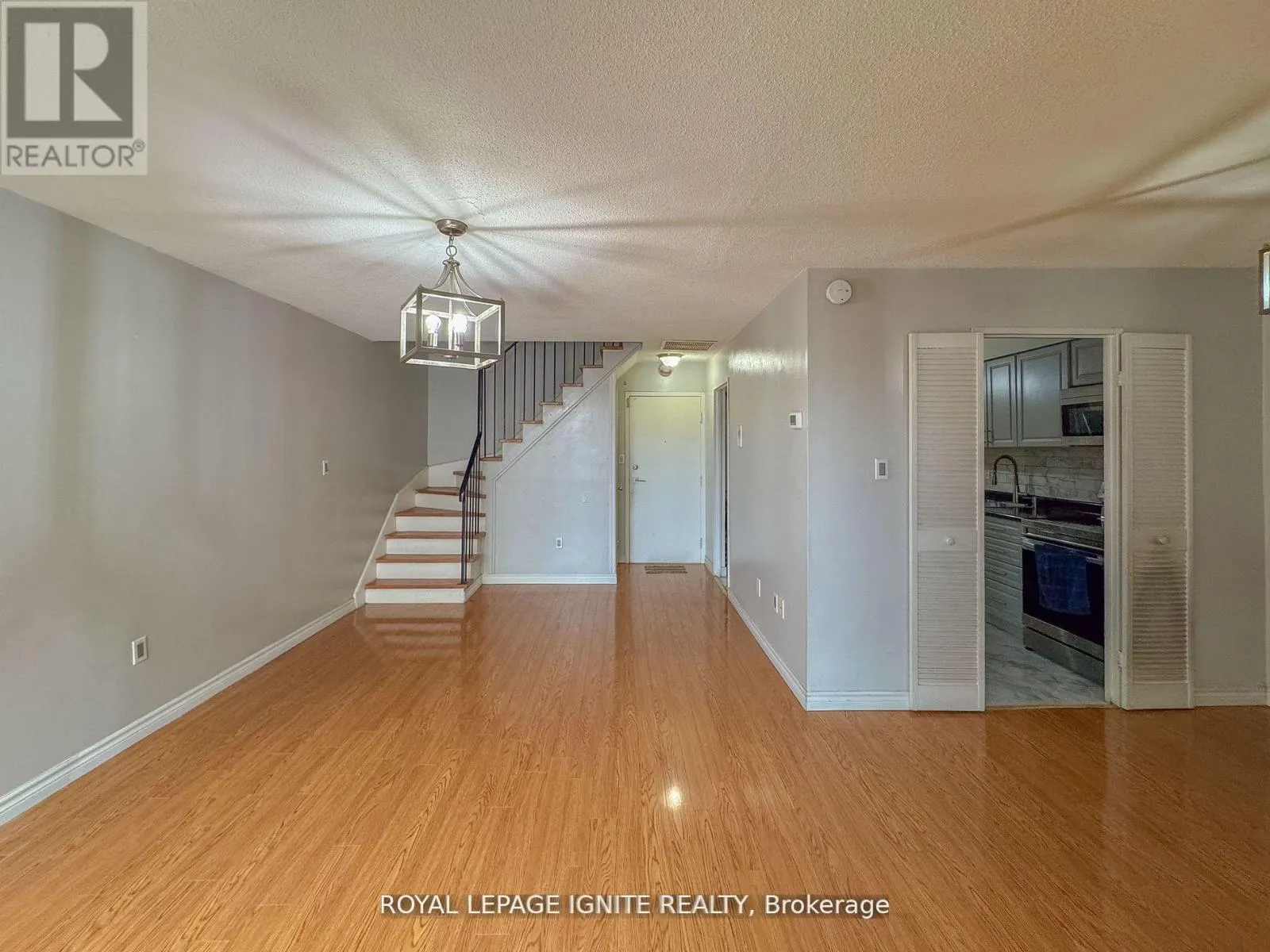 208 - 3455 MORNING STAR DRIVE