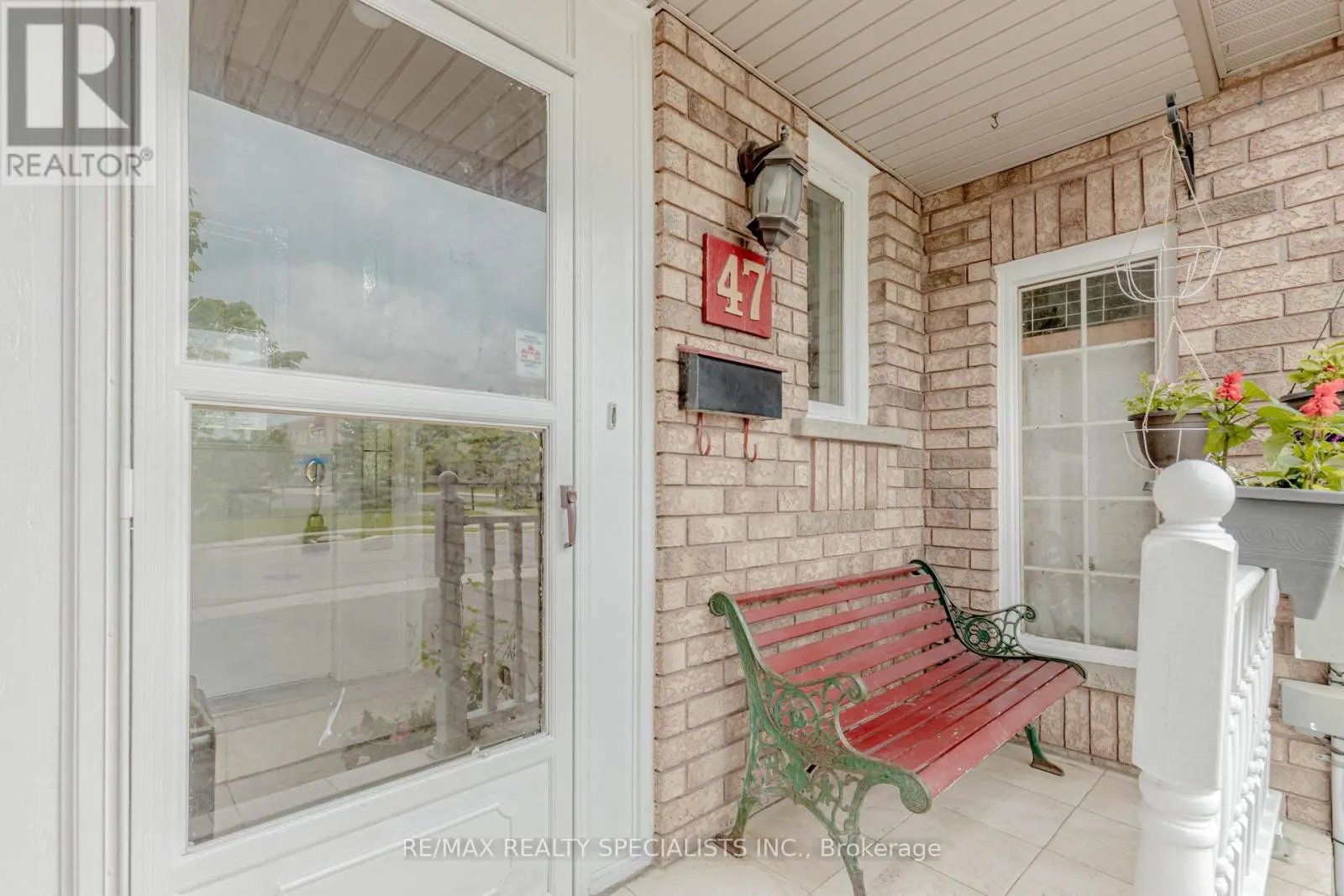 47 BRICKYARD WAY N