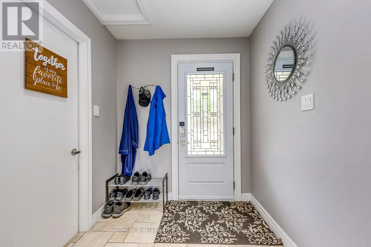 UPPER - 4203 WHEELWRIGHT CRESCENT