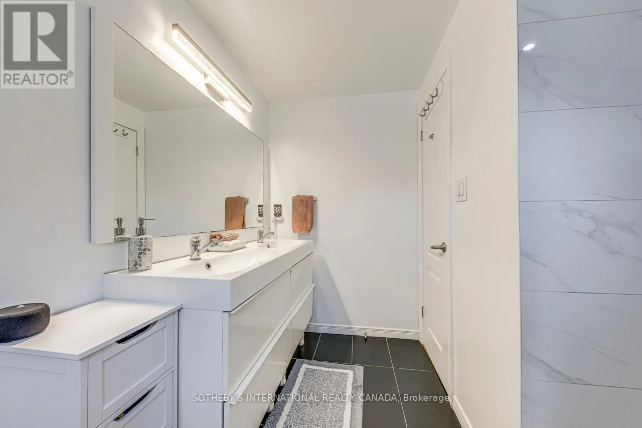 UPPER - 4203 WHEELWRIGHT CRESCENT