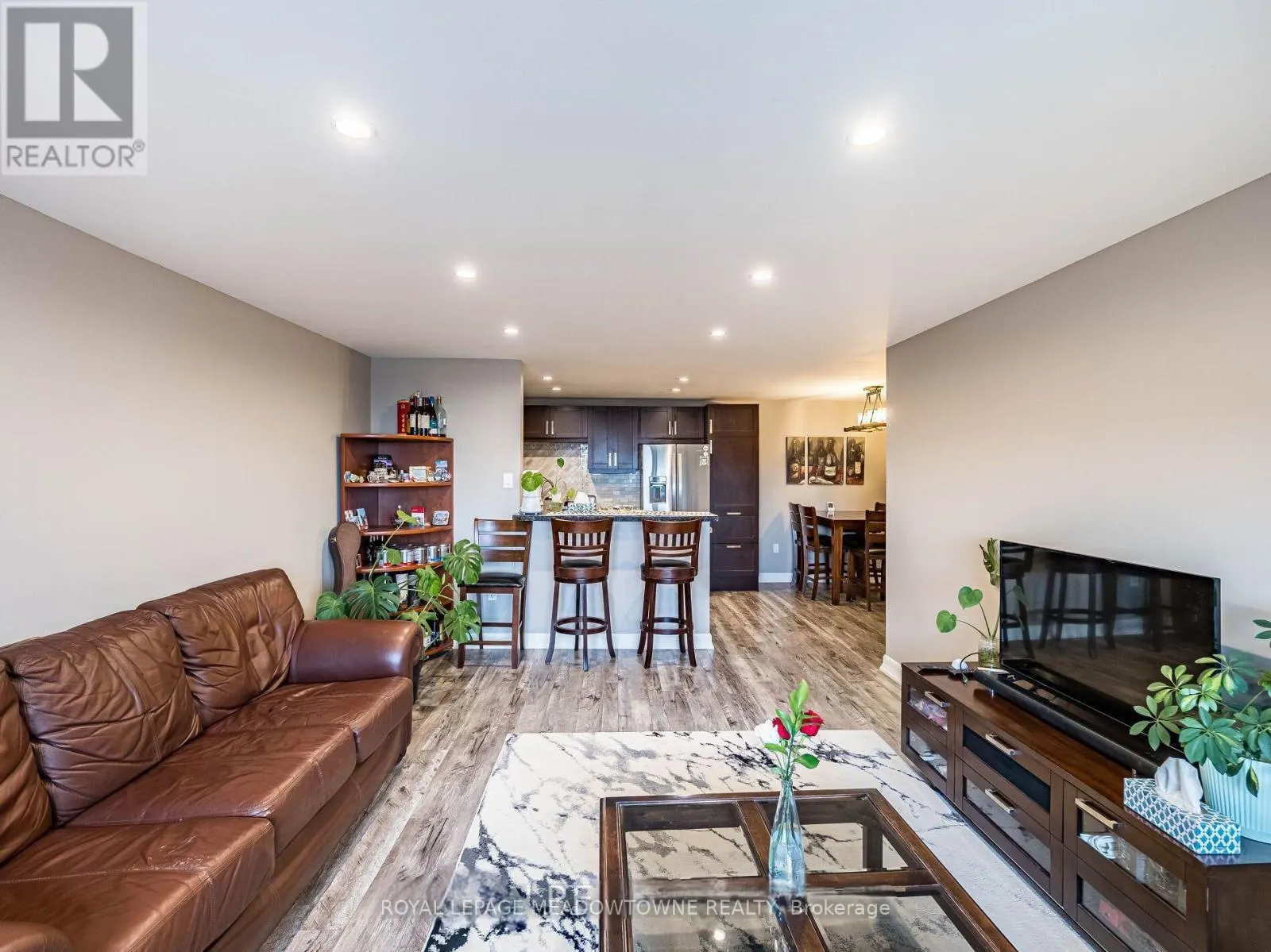 1001 - 6720 GLEN ERIN DRIVE