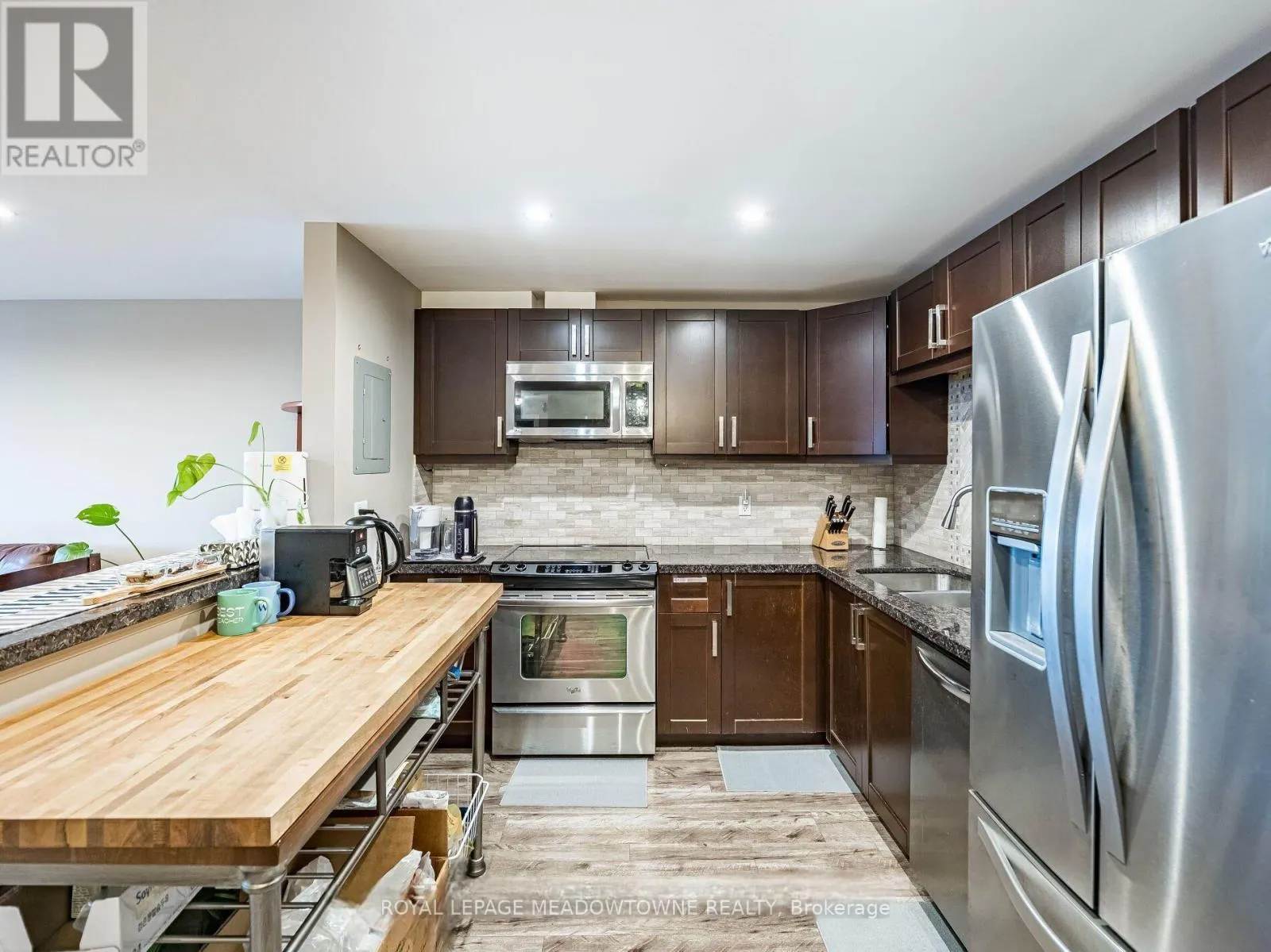 1001 - 6720 GLEN ERIN DRIVE