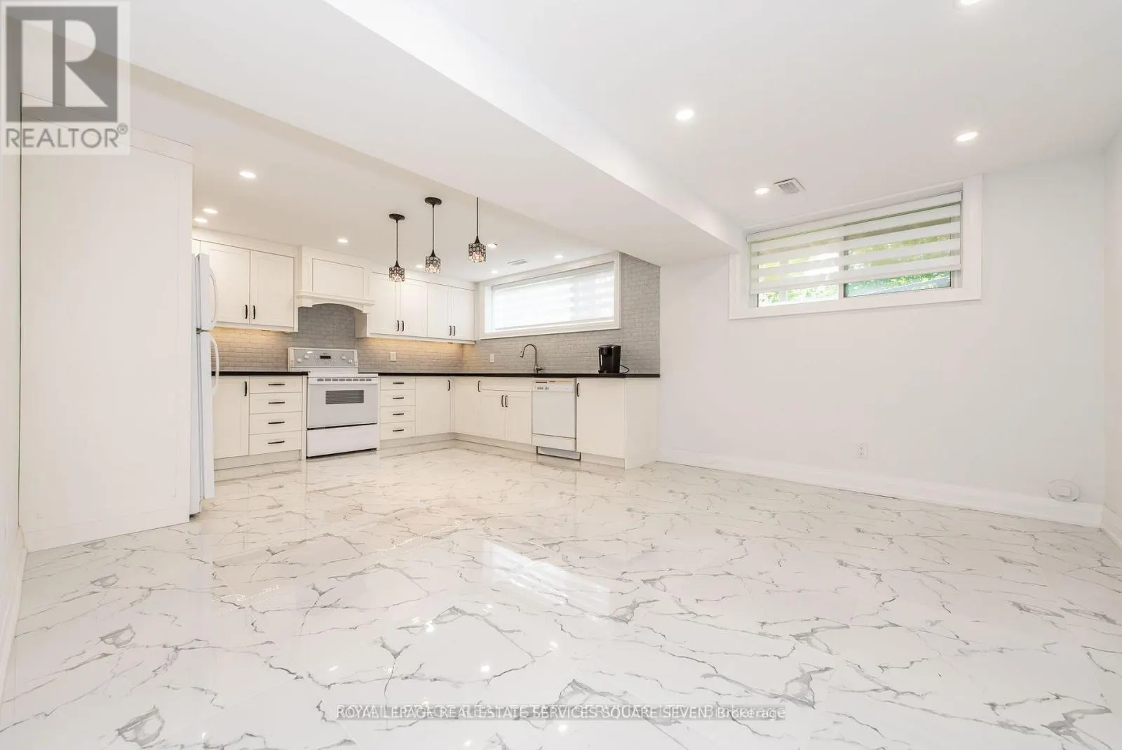 1204 ARGREEN ROAD