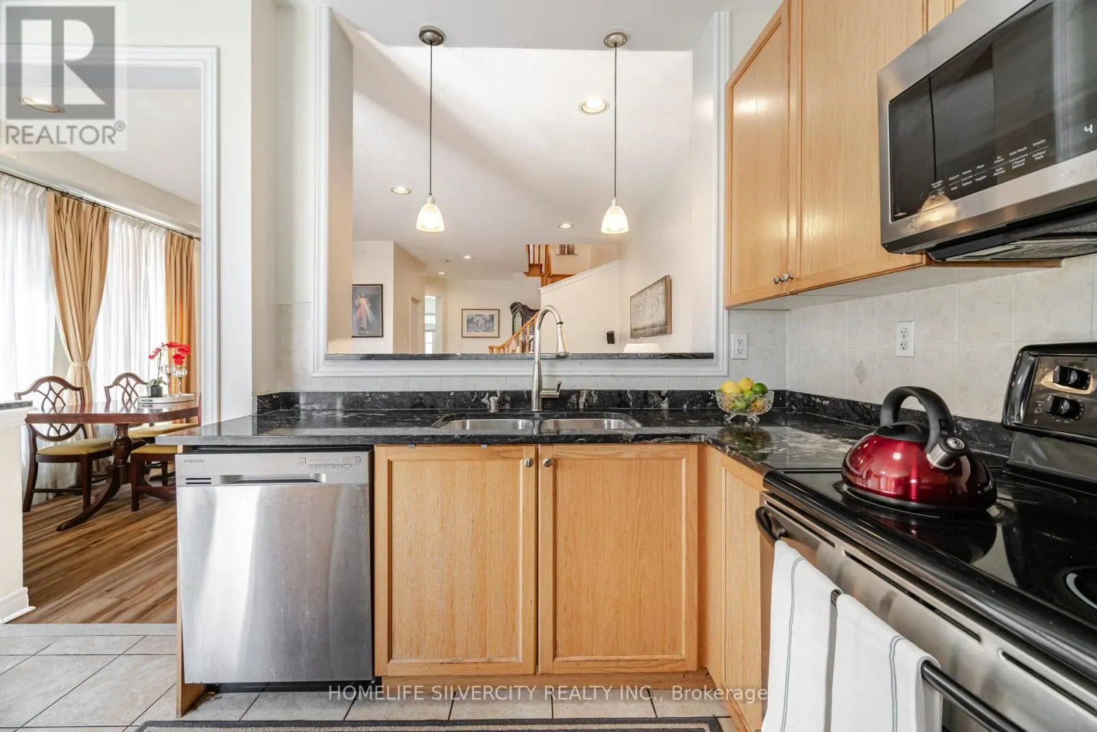 31 ROCKY POINT CRESCENT