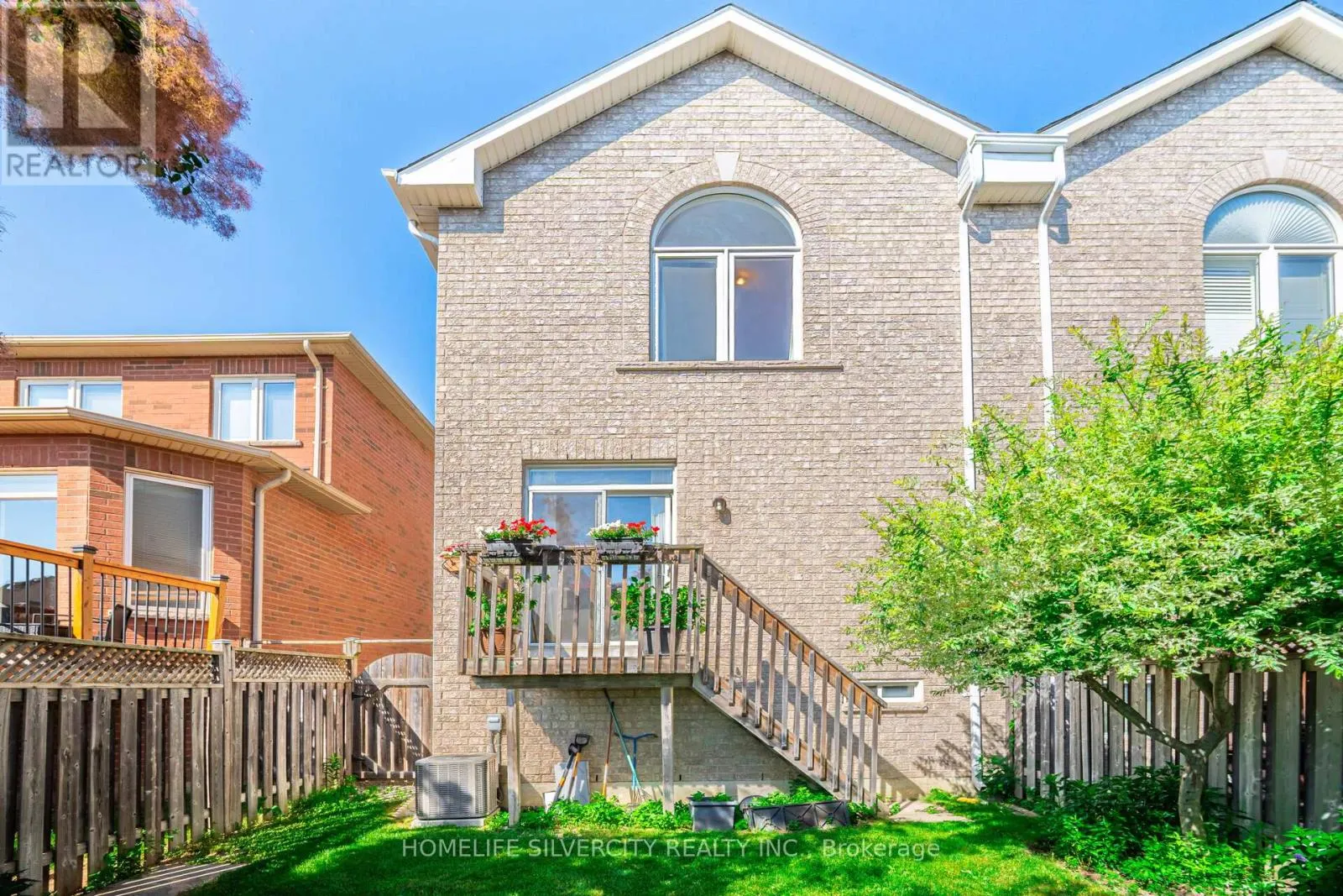 31 ROCKY POINT CRESCENT