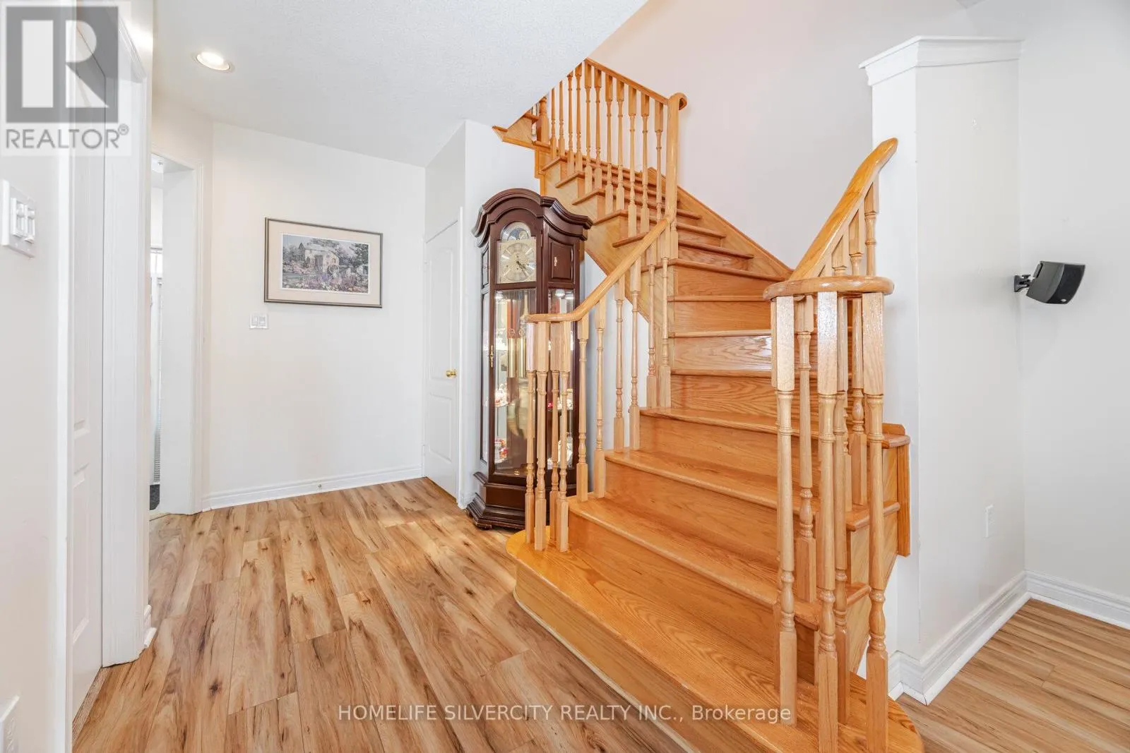 31 ROCKY POINT CRESCENT