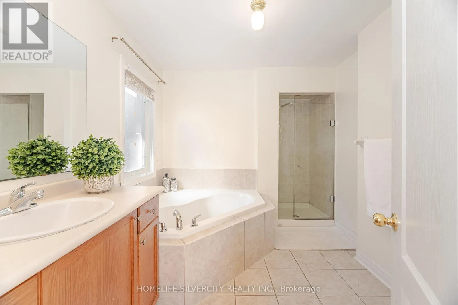 31 ROCKY POINT CRESCENT